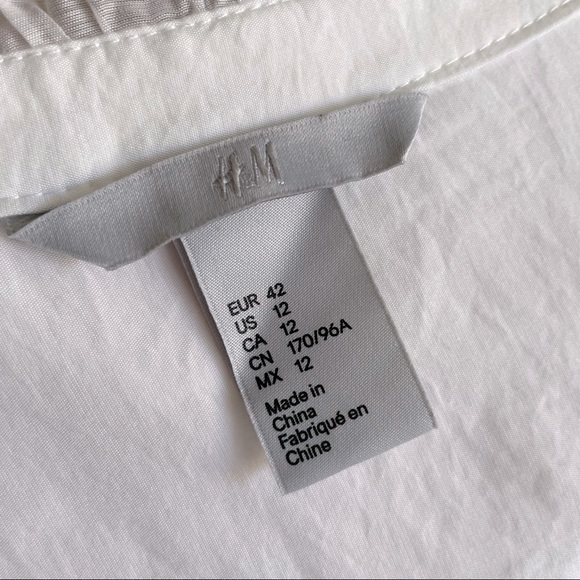 New H&M Sheer Tuxedo Style Blouse - Sz 12 - Picture 9 of 10